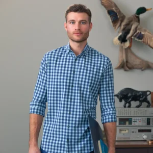 Mizzen + Main Long Sleeve Leeward Navy & Aqua Gingham in Midland Texas