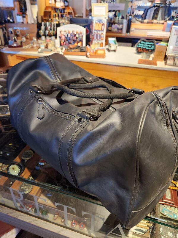 Signature Stag Men's Smooth Leather Duffel Bag