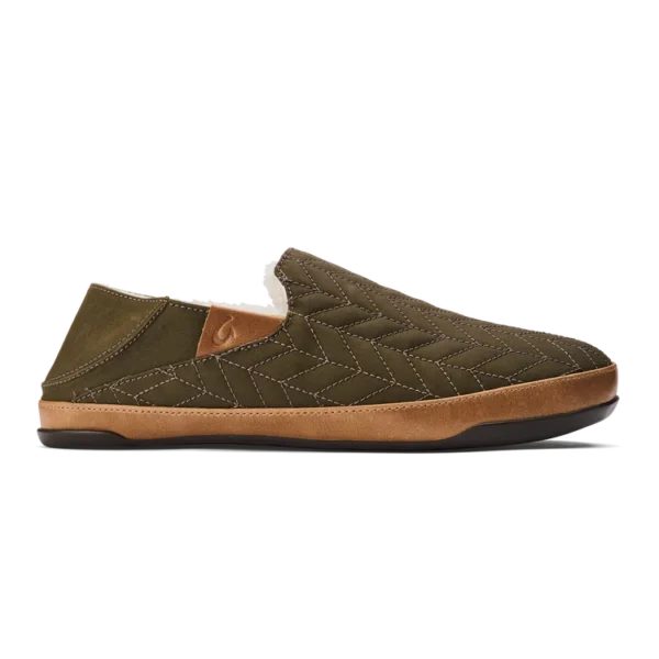 OluKai Hanohano Men’s Waxed Canvas Slippers