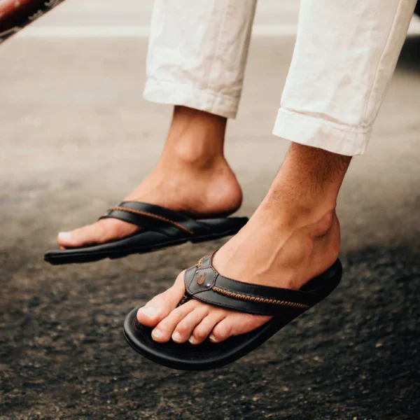 OluKai Mea Ola Men’s Leather Sandals Dark Java in Lubbock TX